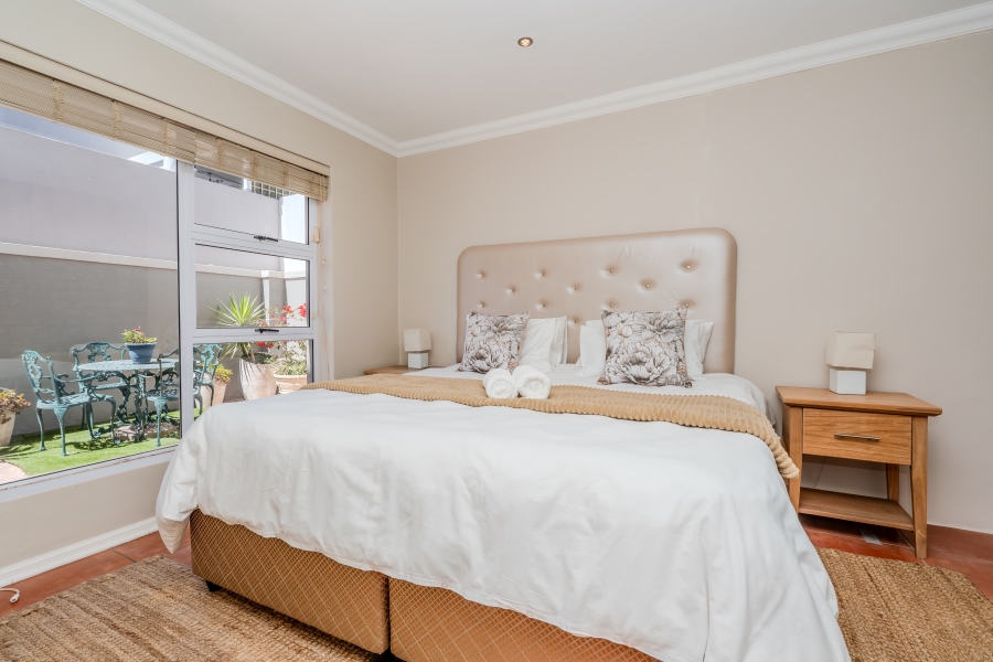 5 Bedroom Property for Sale in Waterfront Western Cape